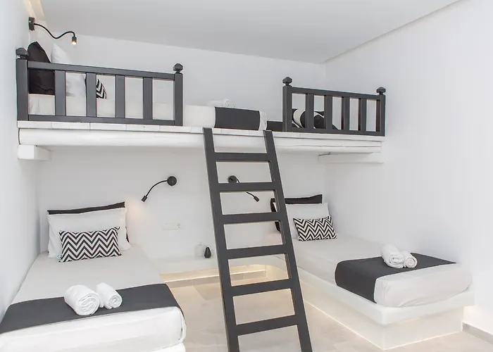 Studios Panos Aparthotel