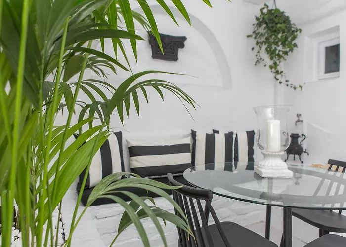 Aparthotel Studios Panos Naxos City